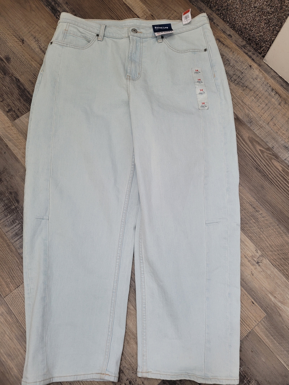 NEW High Rise Ankle Size 14 Barrel Leg Jeans Old Navy Light Wash